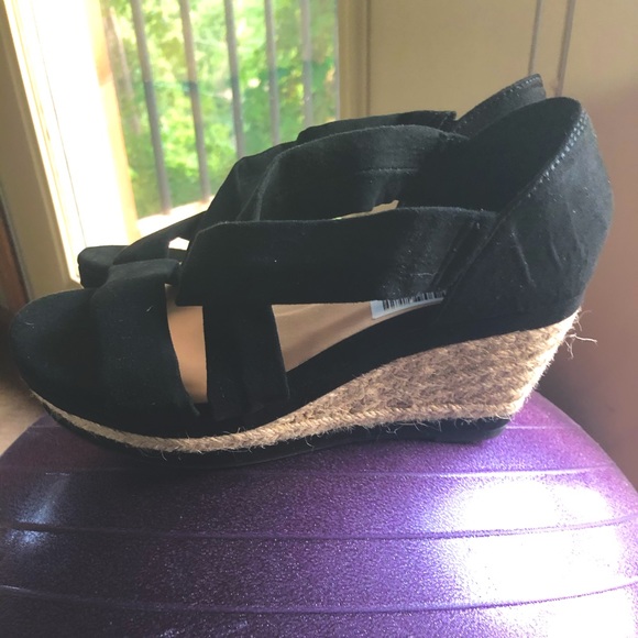 Bamboo Wedges - Picture 2 of 4